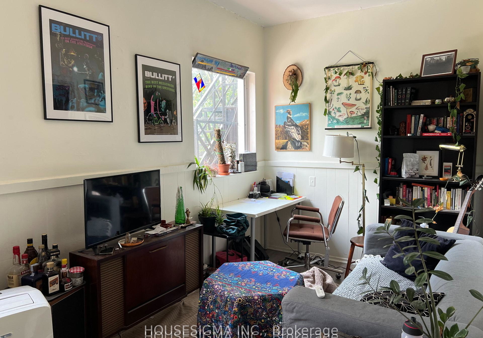 661-huron-street-toronto-ontario-c12380109