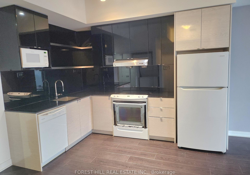 72-esther-shiner-boulevard-north-york-ontario-c12380478