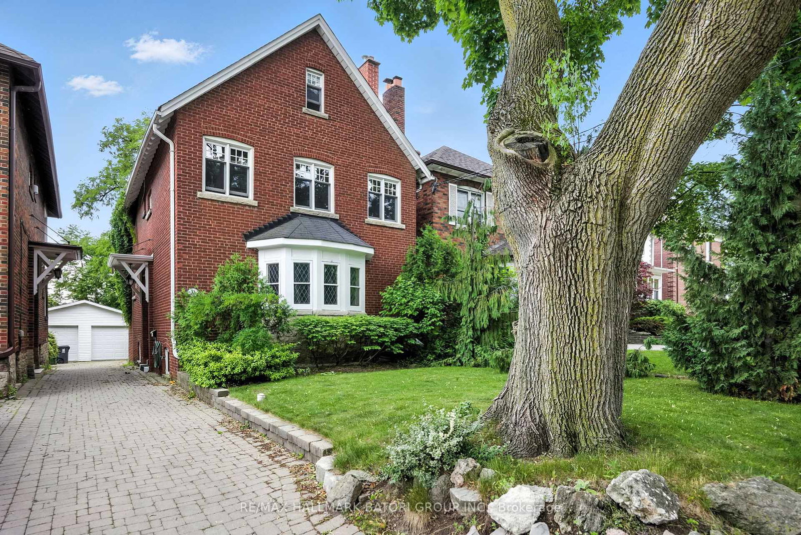 33-burnaby-boulevard-toronto-ontario-c12380583