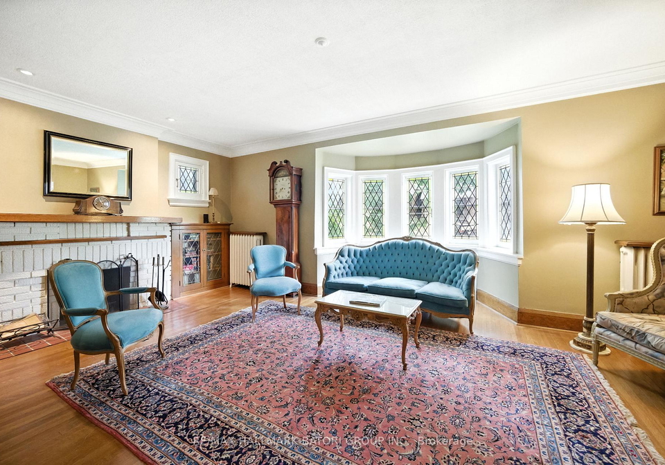 33-burnaby-boulevard-toronto-ontario-c12380583