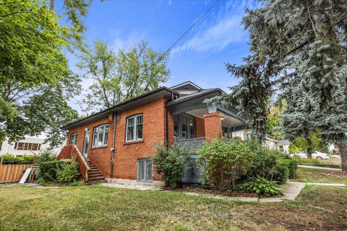 91-harlandale-avenue-toronto-ontario-c12380620