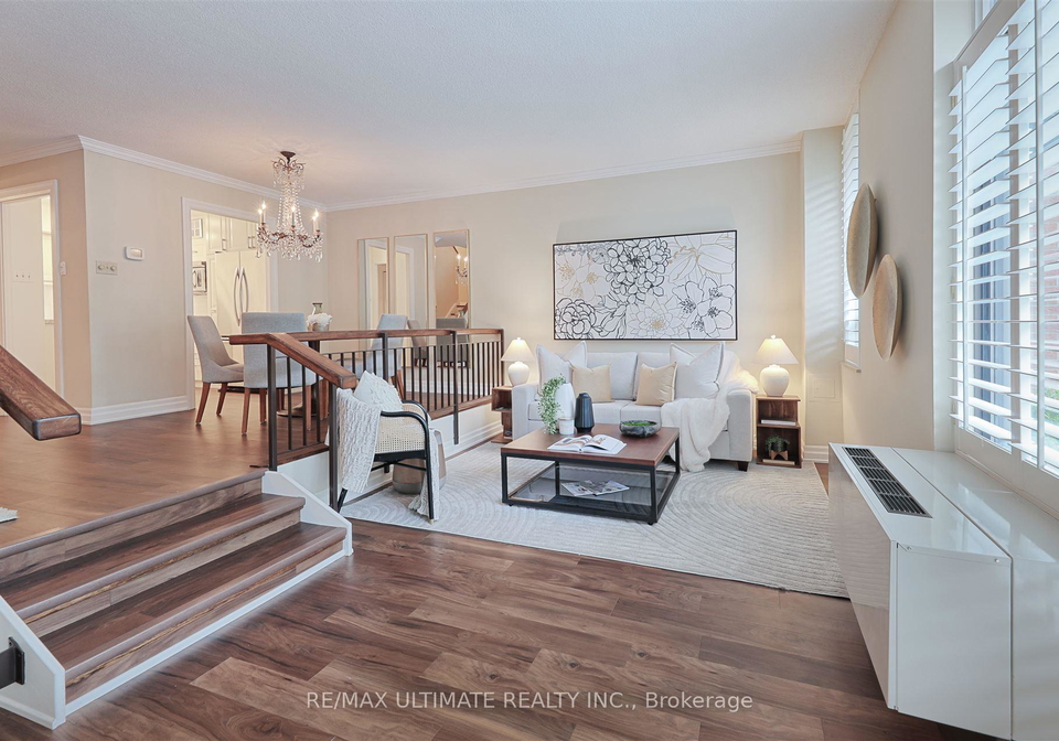 40-sylvan-valleyway-toronto-ontario-c12380672