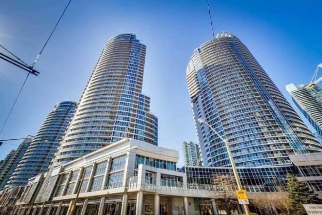 208-queens-quay-w-toronto-ontario-c12381017