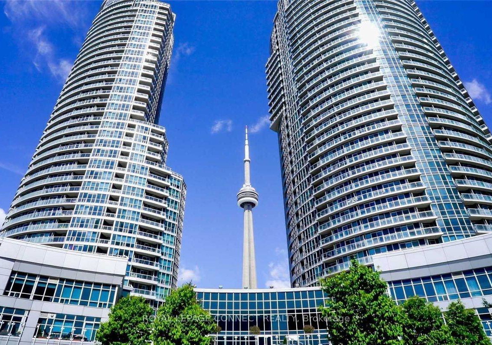 208-queens-quay-w-toronto-ontario-c12381017