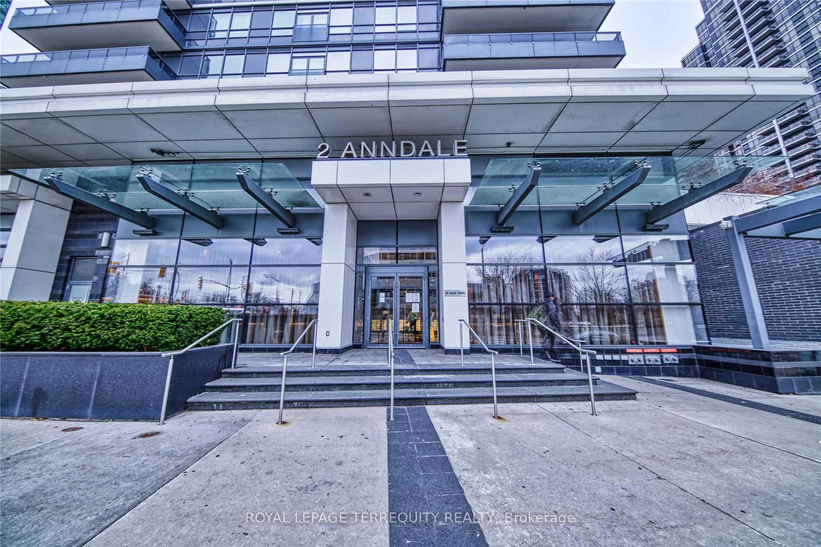 2-anndale-drive-north-york-ontario-c12381062