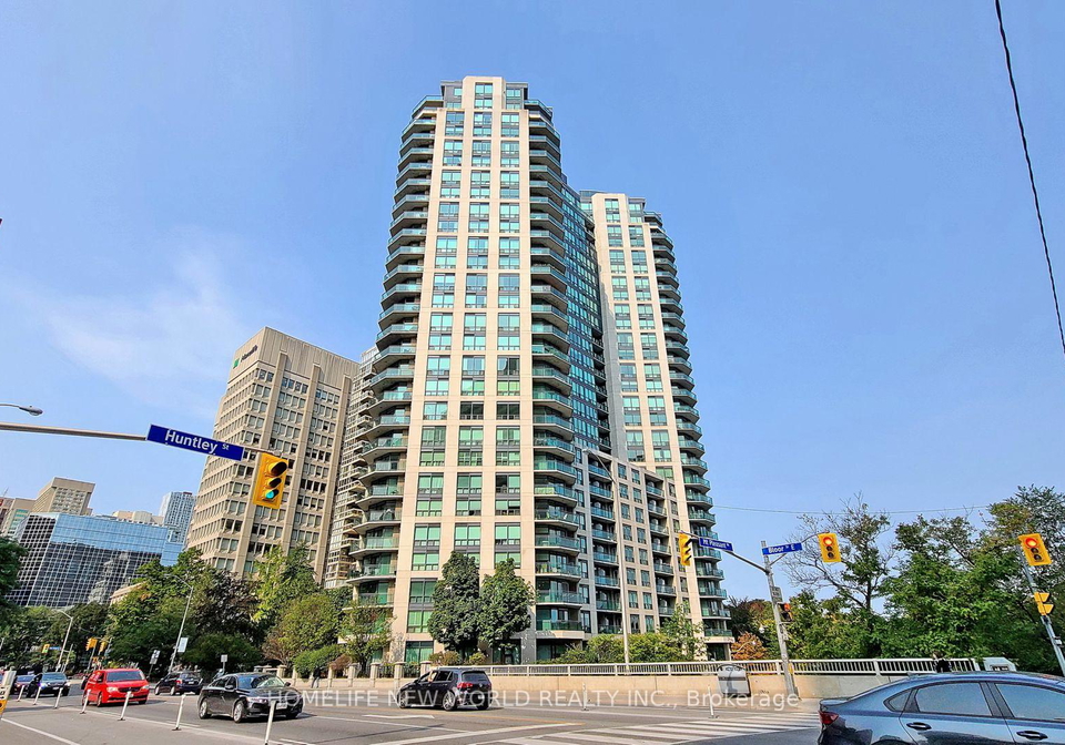 300-bloor-street-e-toronto-ontario-c12381109