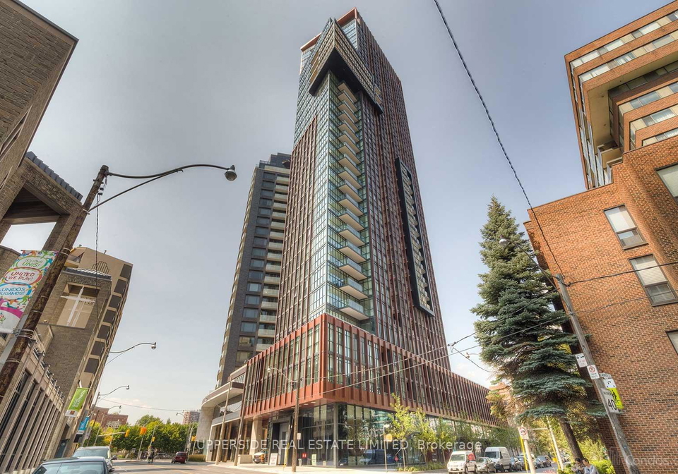 32-davenport-road-toronto-ontario-c12381130