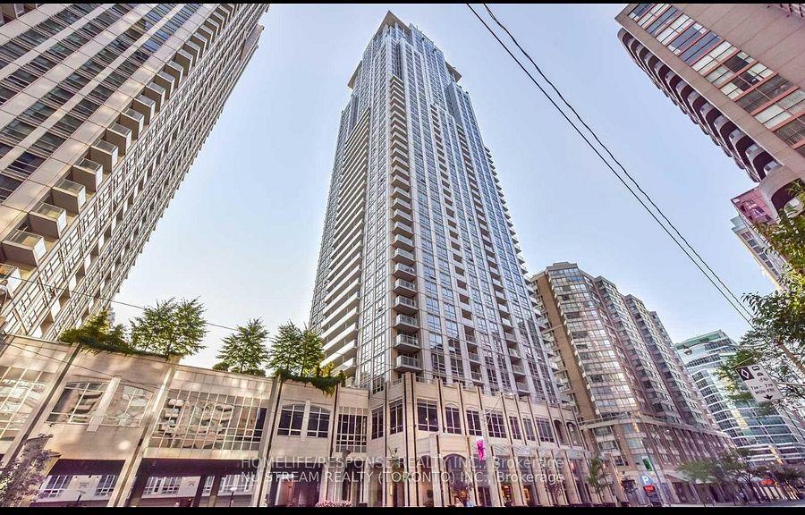 761-bay-street-toronto-ontario-c12381218