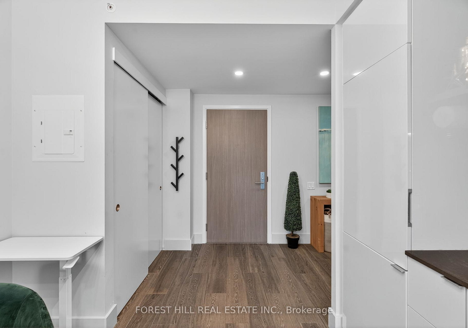 161-roehampton-avenue-toronto-ontario-c12381333