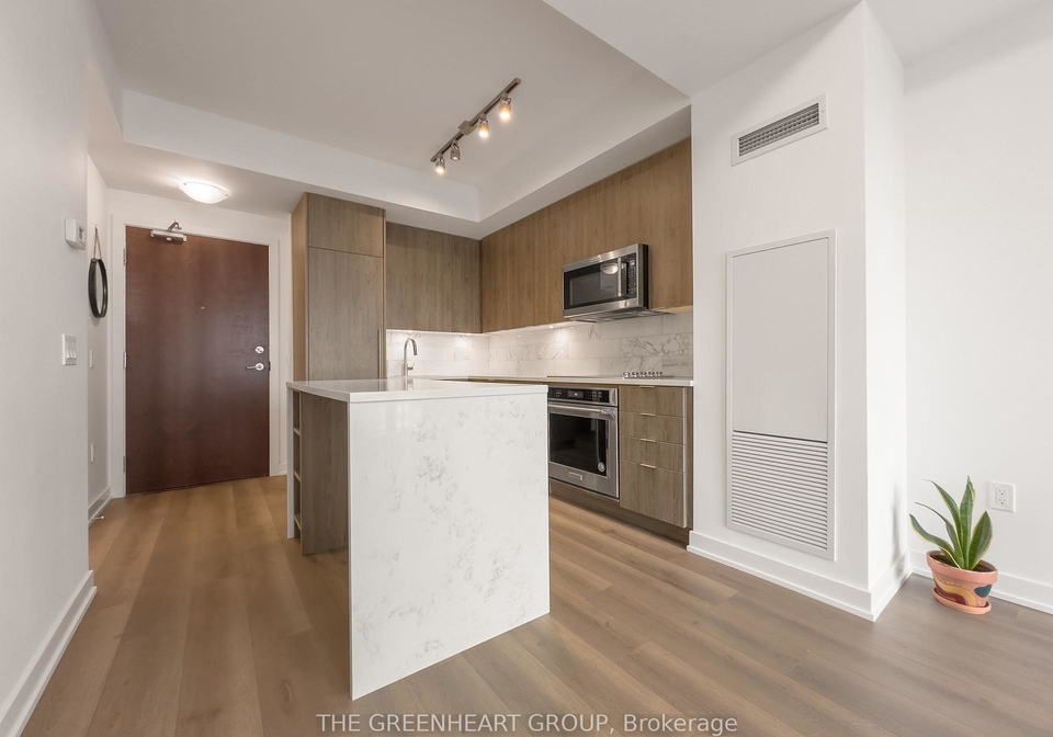 38-iannuzzi-street-toronto-ontario-c12381377