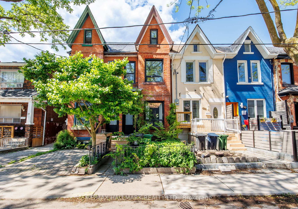 690-adelaide-street-w-toronto-ontario-c12381430