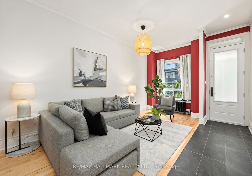 690-adelaide-street-w-toronto-ontario-c12381430