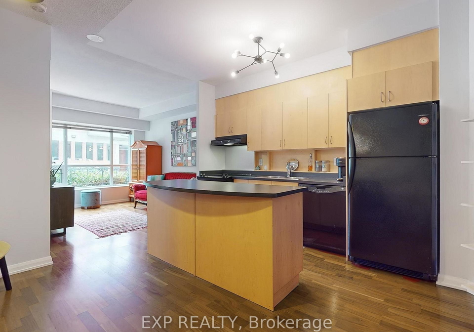 18-beverley-street-toronto-ontario-c12381432