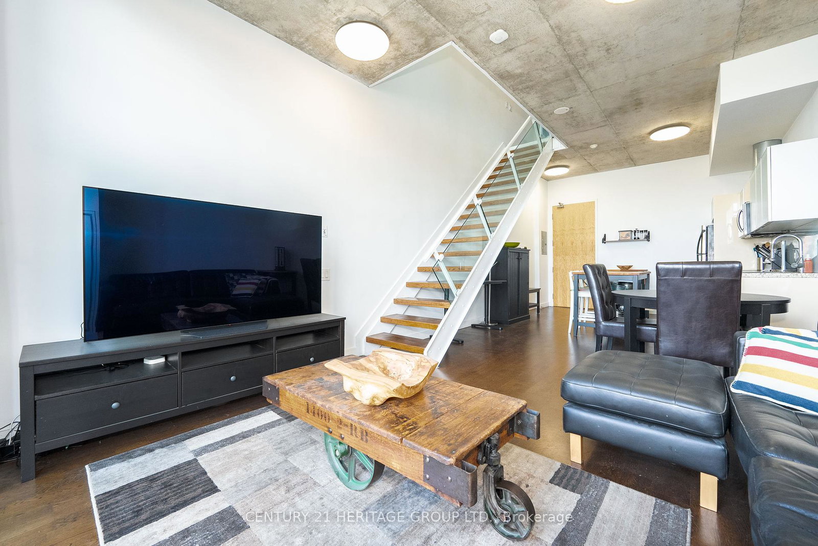 33-mill-street-toronto-ontario-c12381661