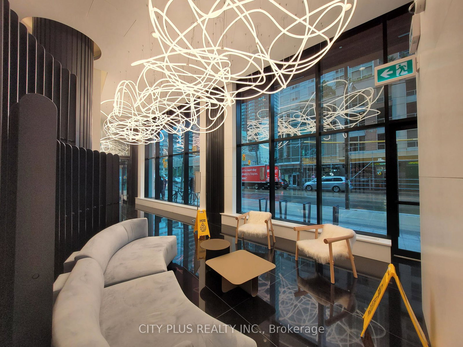 280-dundas-street-w-toronto-ontario-c12381733