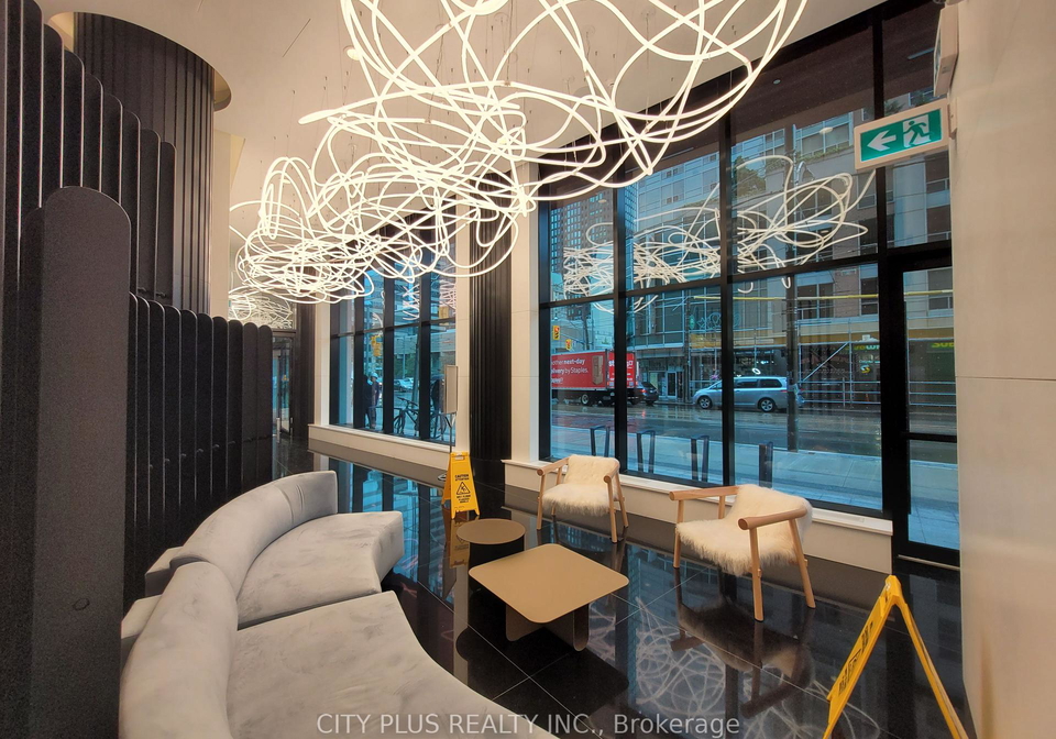 280-dundas-street-w-toronto-ontario-c12381733