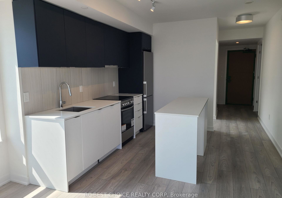 8-tippett-road-toronto-ontario-c12381826