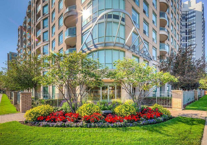 8-pemberton-avenue-north-york-ontario-c12381992