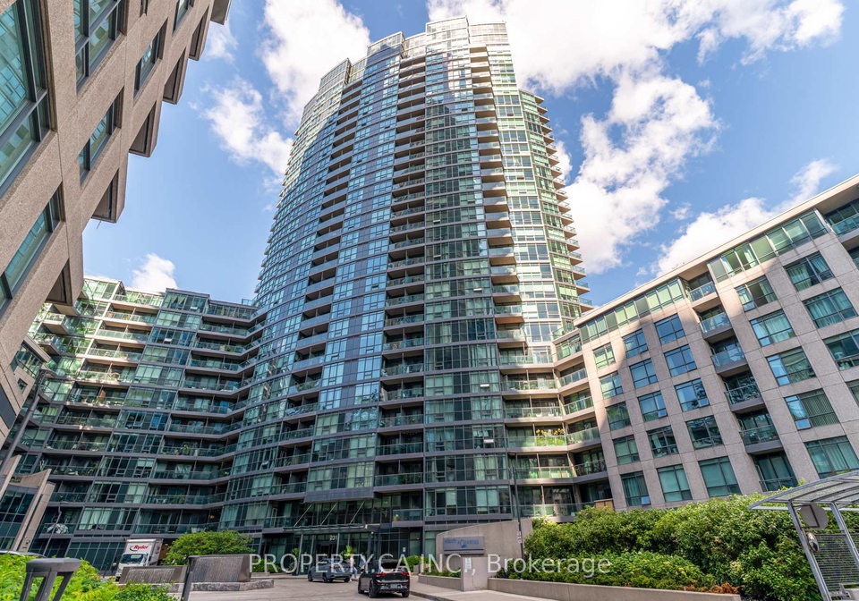 231-fort-york-boulevard-toronto-ontario-c12382353