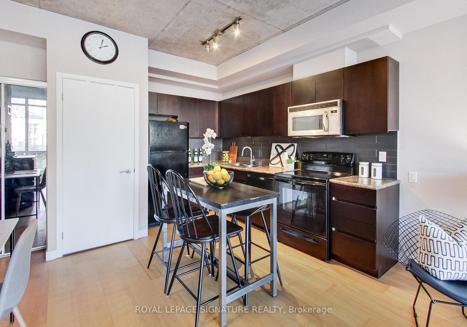 38-niagara-street-toronto-ontario-c12382385