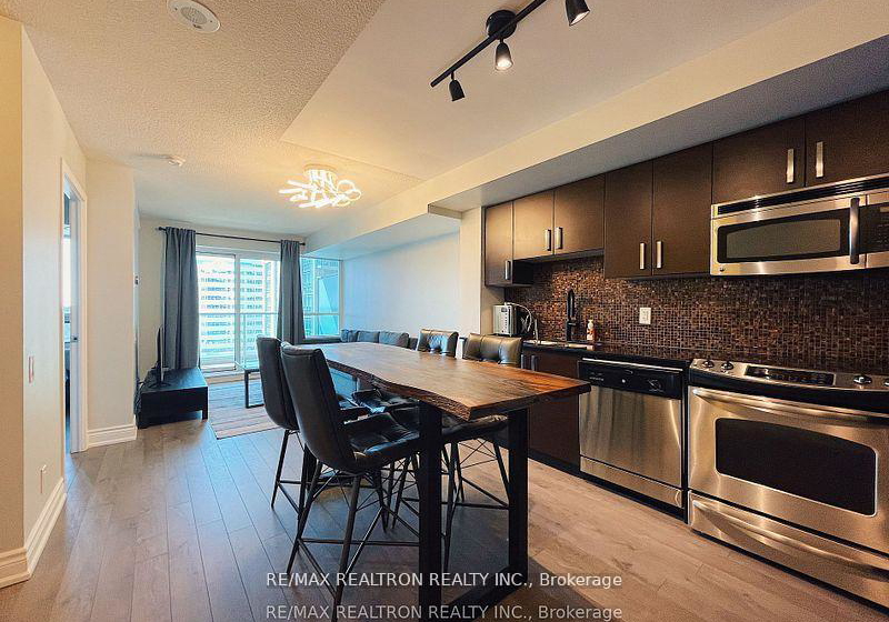 17-anndale-drive-north-york-ontario-c12382394