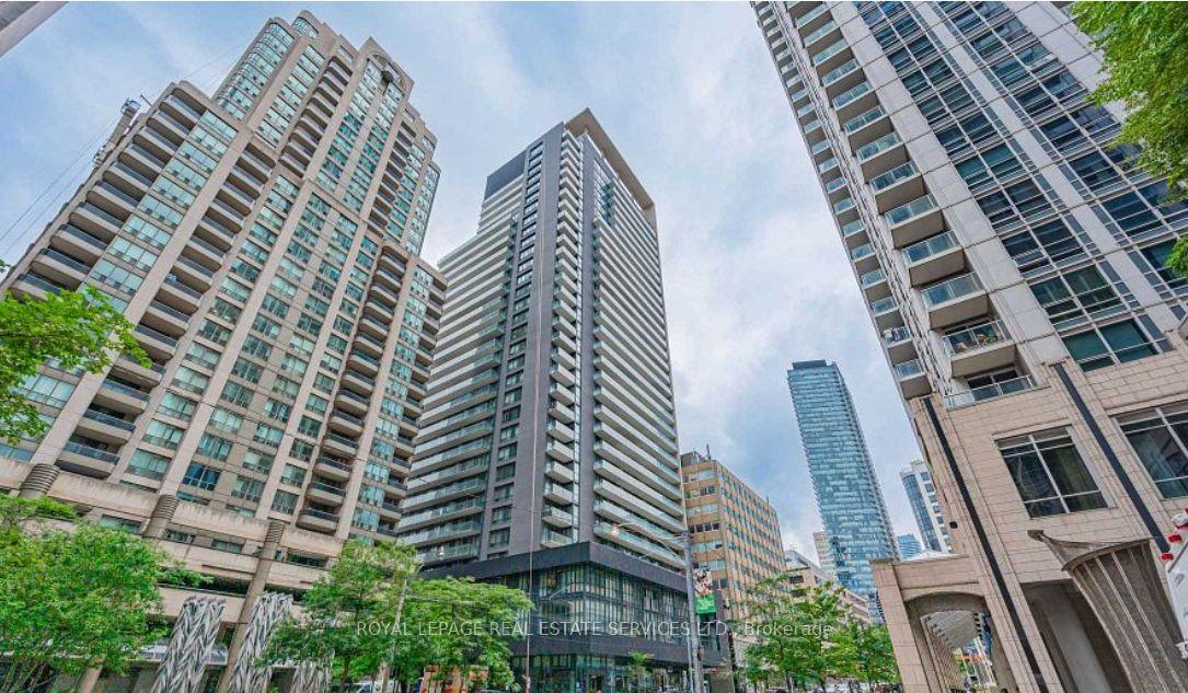 770-bay-street-toronto-ontario-c12382400