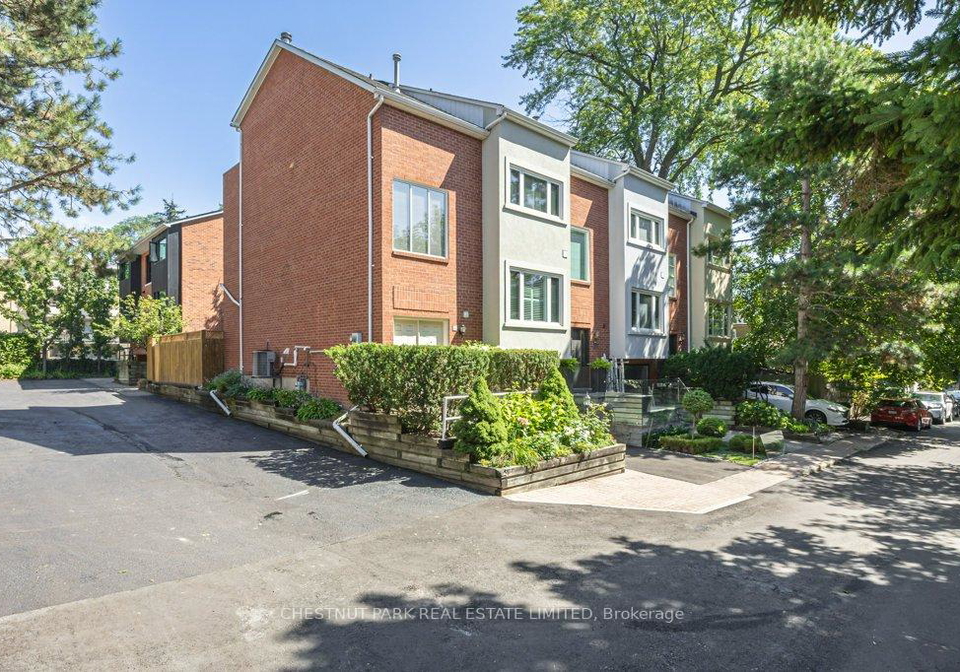 250-broadway-avenue-toronto-ontario-c12382417