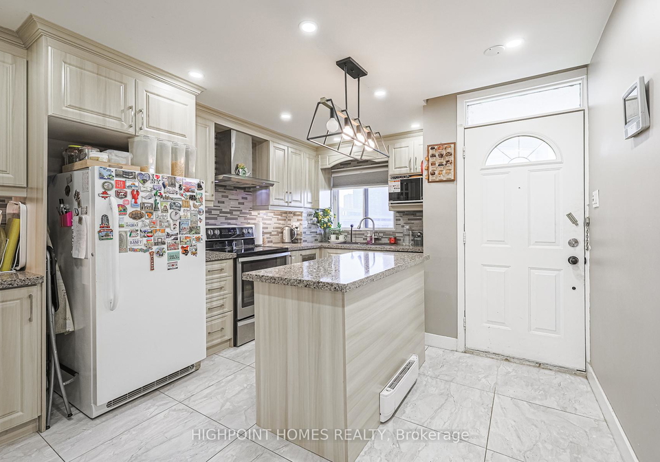 140-leeward-glenway-east-york-ontario-c12382695