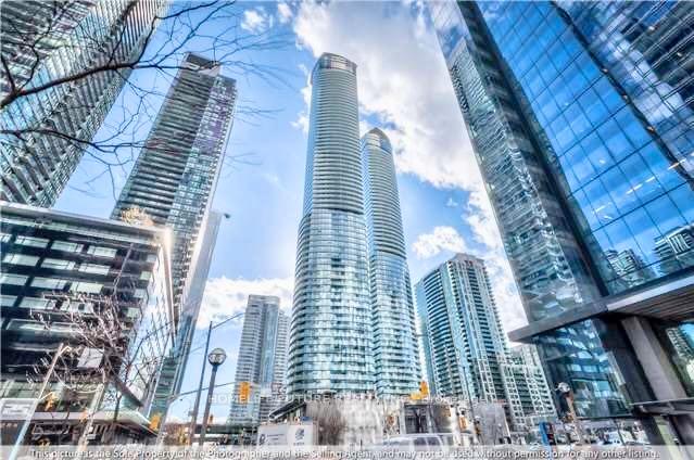 12-york-street-toronto-ontario-c12382746
