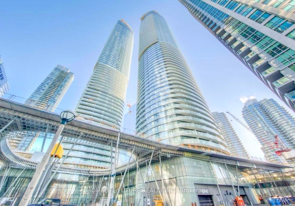 12-york-street-toronto-ontario-c12382746