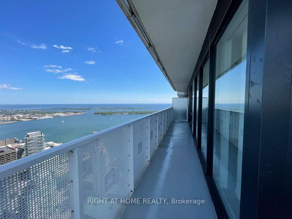 88-harbour-street-toronto-ontario-c12382851