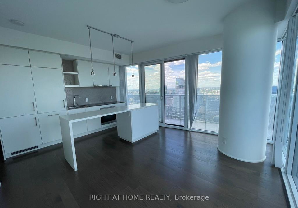 88-harbour-street-toronto-ontario-c12382851