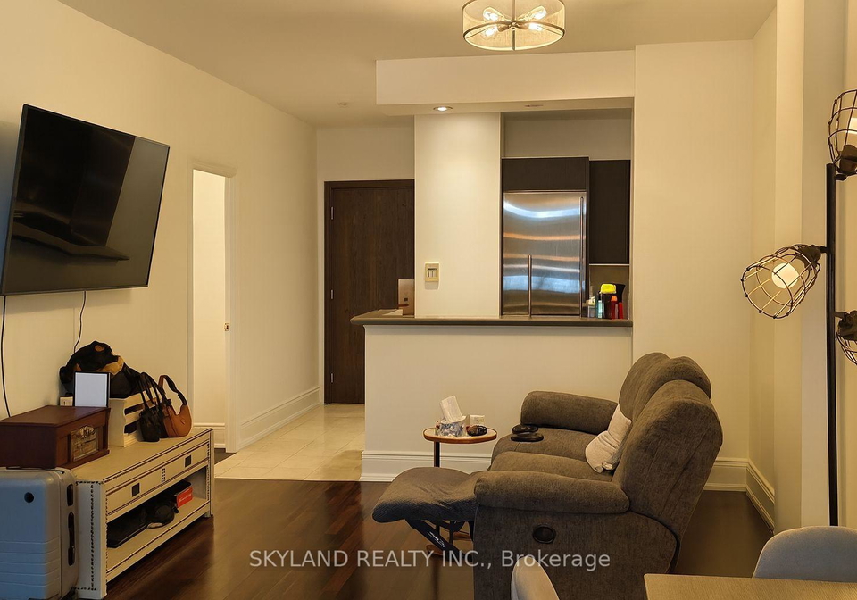 102-bloor-street-w-toronto-ontario-c12382958