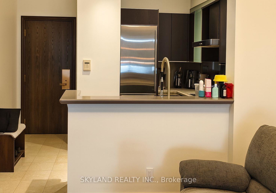 102-bloor-street-w-toronto-ontario-c12382958