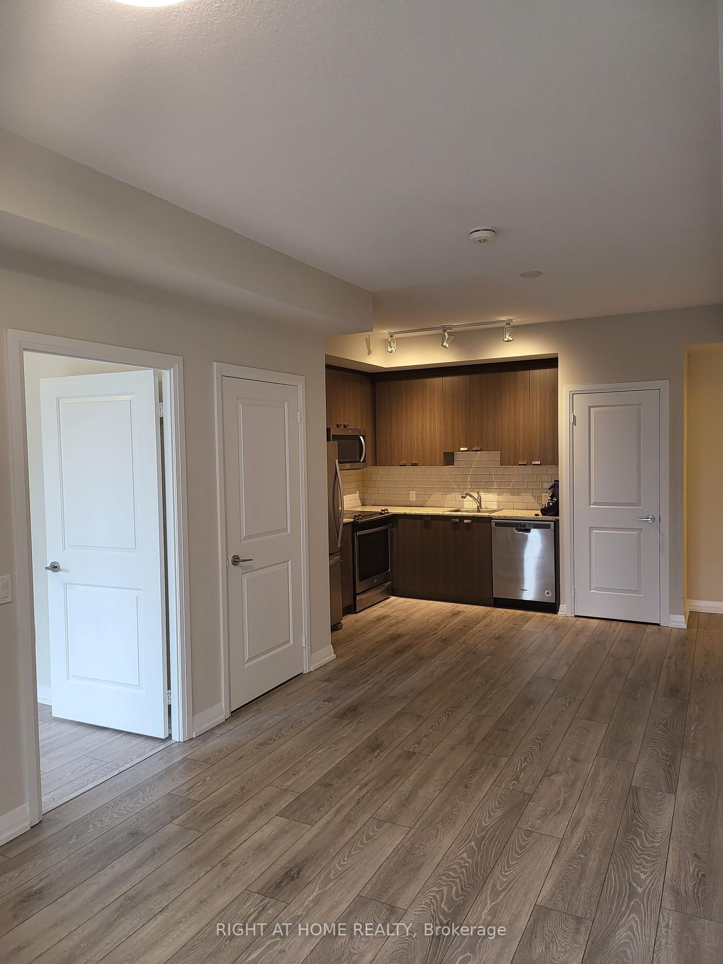 60-ann-oreilly-road-north-york-ontario-c12383059