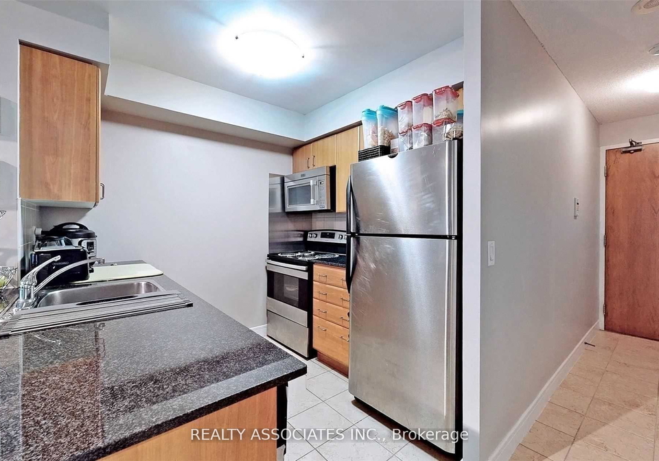 31-bales-avenue-north-york-ontario-c12383462