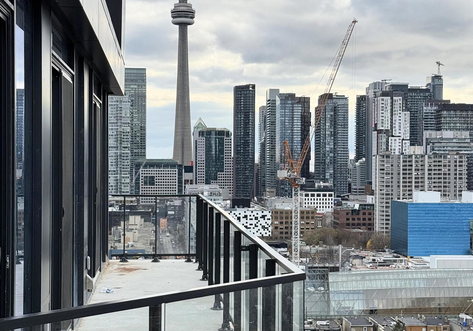 195-mccaul-street-toronto-ontario-c12383547