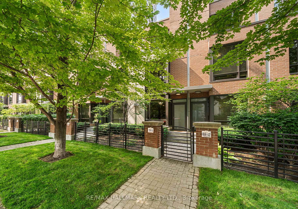 23-sheppard-avenue-e-north-york-ontario-c12383552