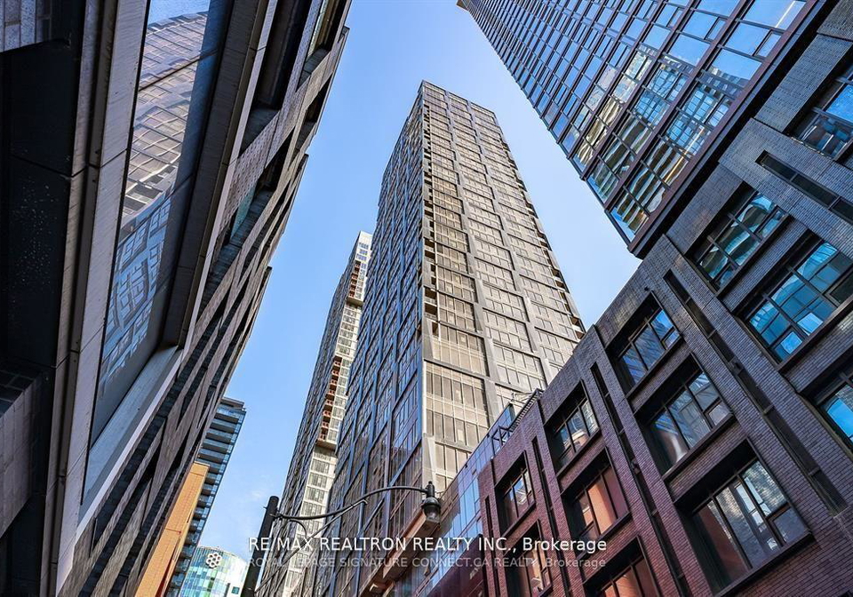 35-mercer-street-toronto-ontario-c12383680