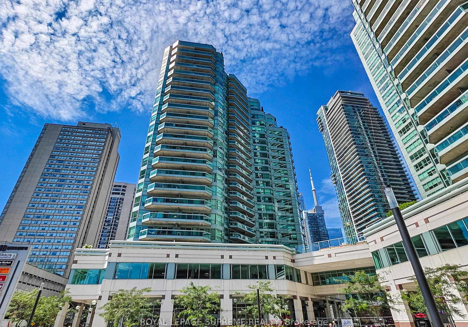 10-queens-quay-w-toronto-ontario-c12383845