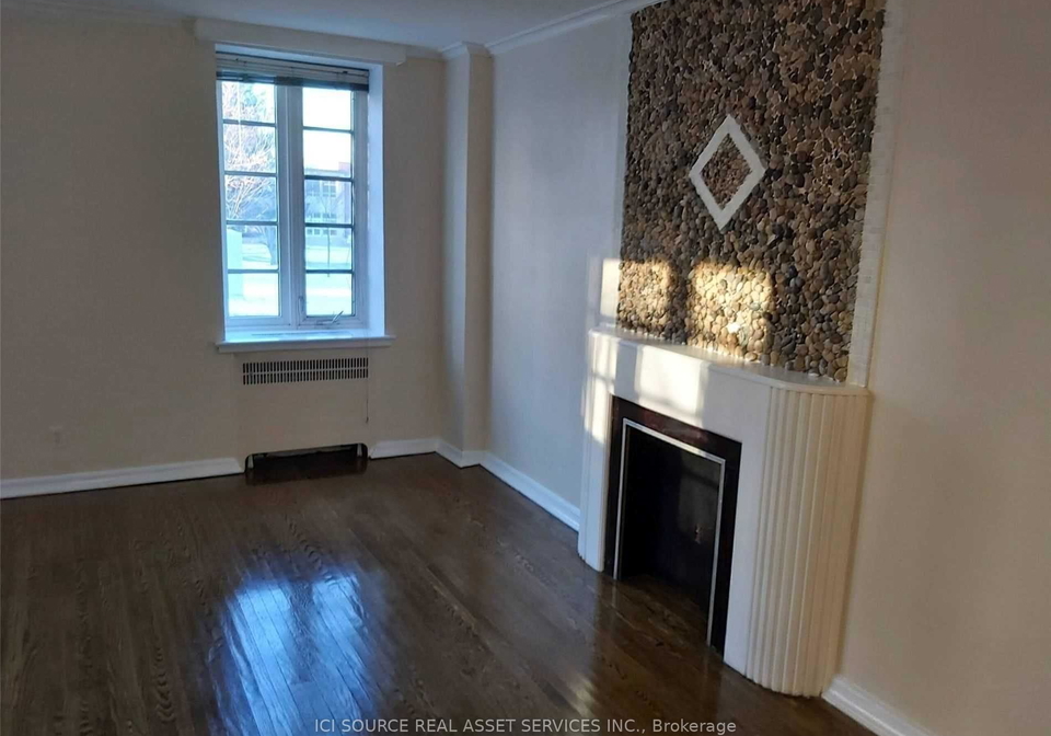 707-eglinton-avenue-w-toronto-ontario-c12383922