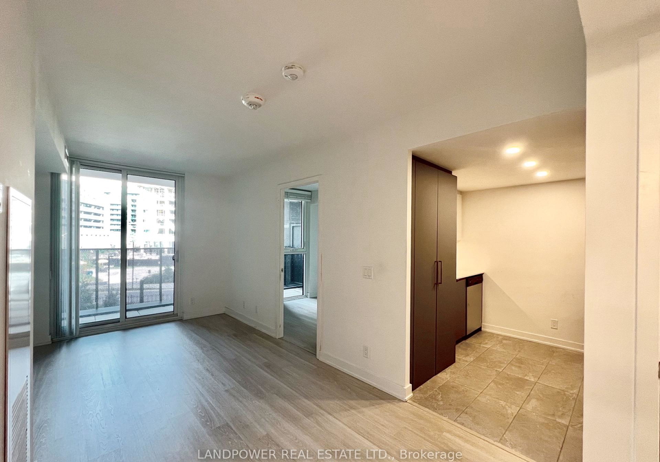 30-tretti-way-toronto-ontario-c12383950