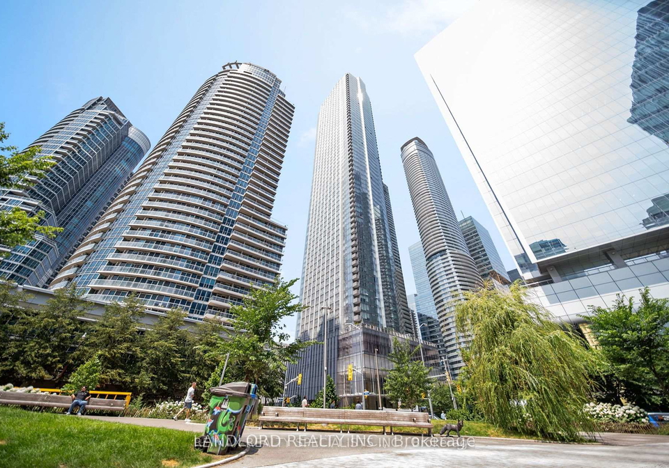 10-york-street-toronto-ontario-c12384020