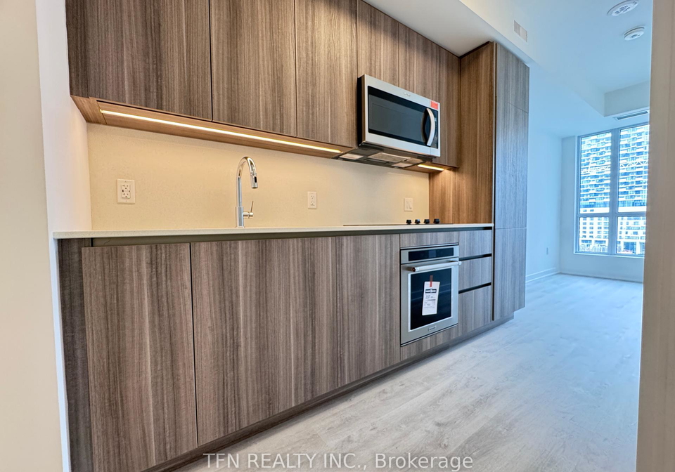 15-richardson-street-toronto-ontario-c12384062