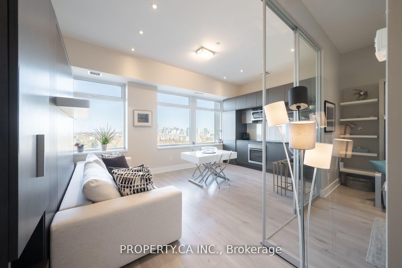 111-st-clair-avenue-w-toronto-ontario-c12384118