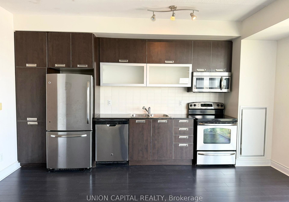 28-ted-rogers-way-toronto-ontario-c12384292