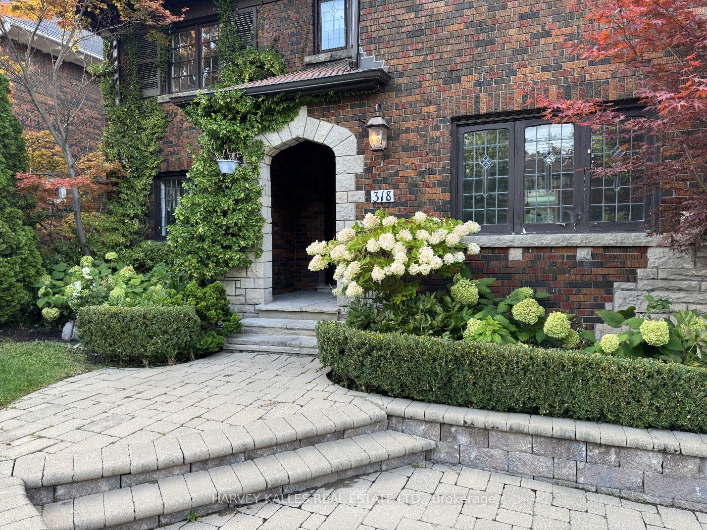 318-lytton-boulevard-toronto-ontario-c12384555