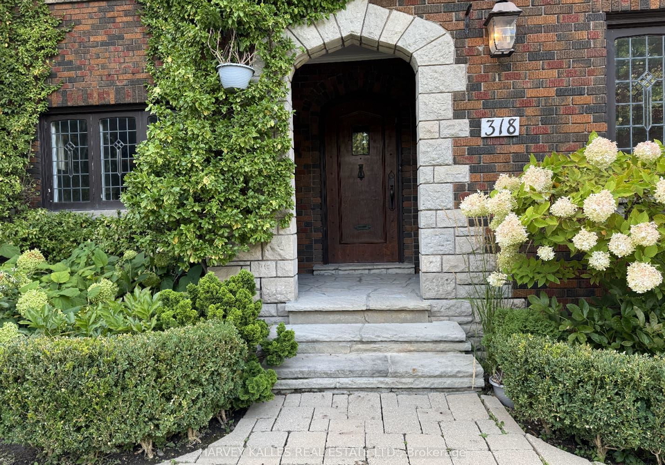 318-lytton-boulevard-toronto-ontario-c12384555