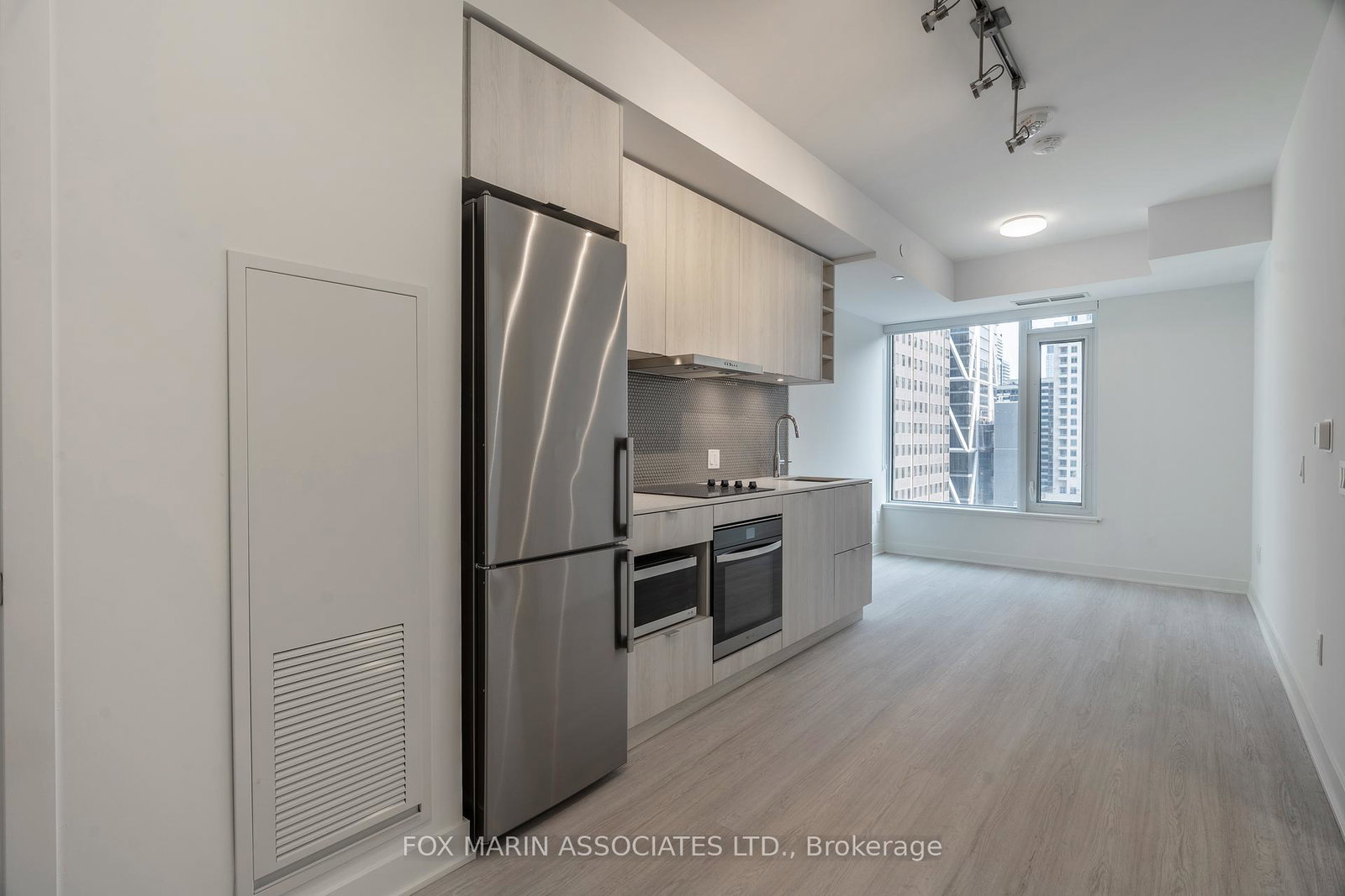 11-yorkville-avenue-toronto-ontario-c12384695