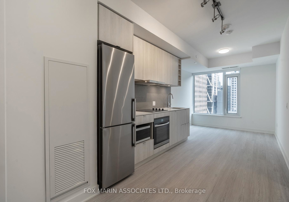 11-yorkville-avenue-toronto-ontario-c12384695